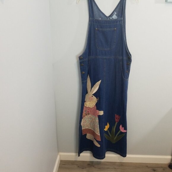 Vintage Denim overalls dress with Bunny Rabbit Applique size Medium - Picture 11 of 14